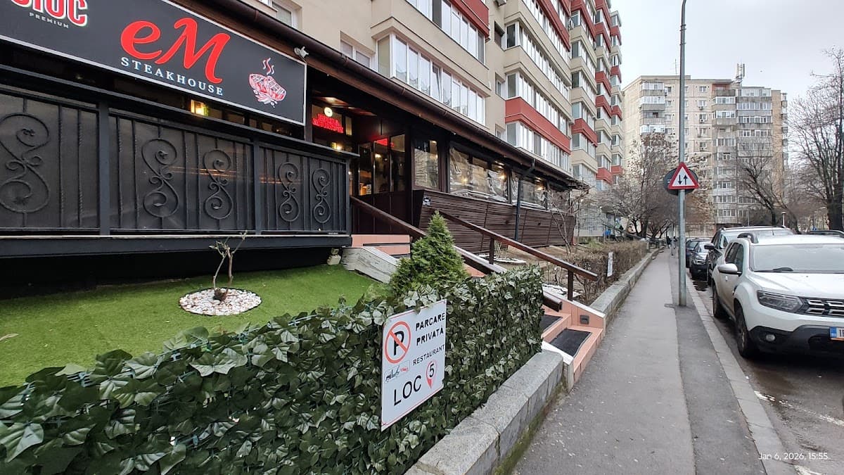 eM Steakhouse