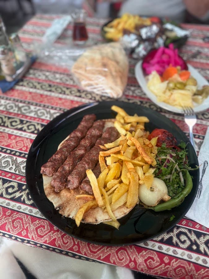Murad Cafe-Restaurant 3