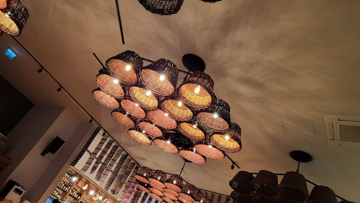 Restaurant LA MAMA Clubul Țăranului Român 2