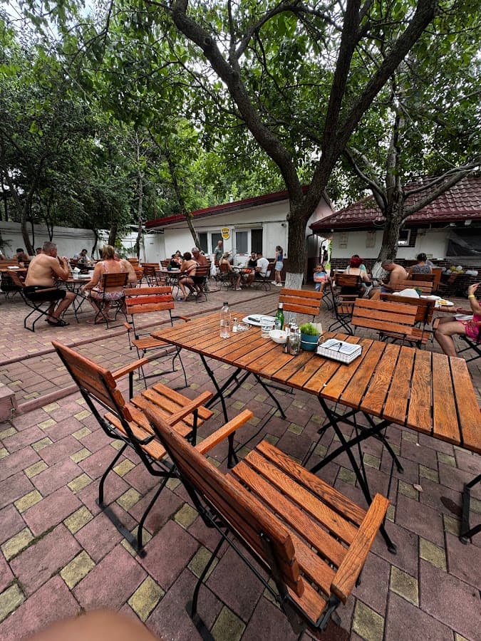 Piscina Ilioara & Restaurant Ilioara