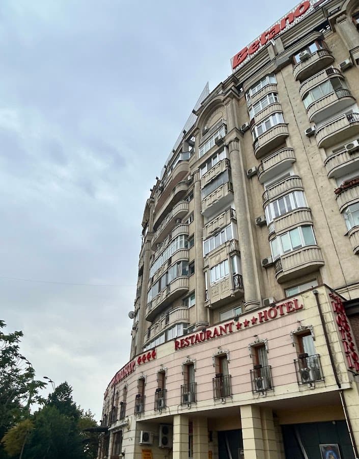 Hotel Horoscop 3
