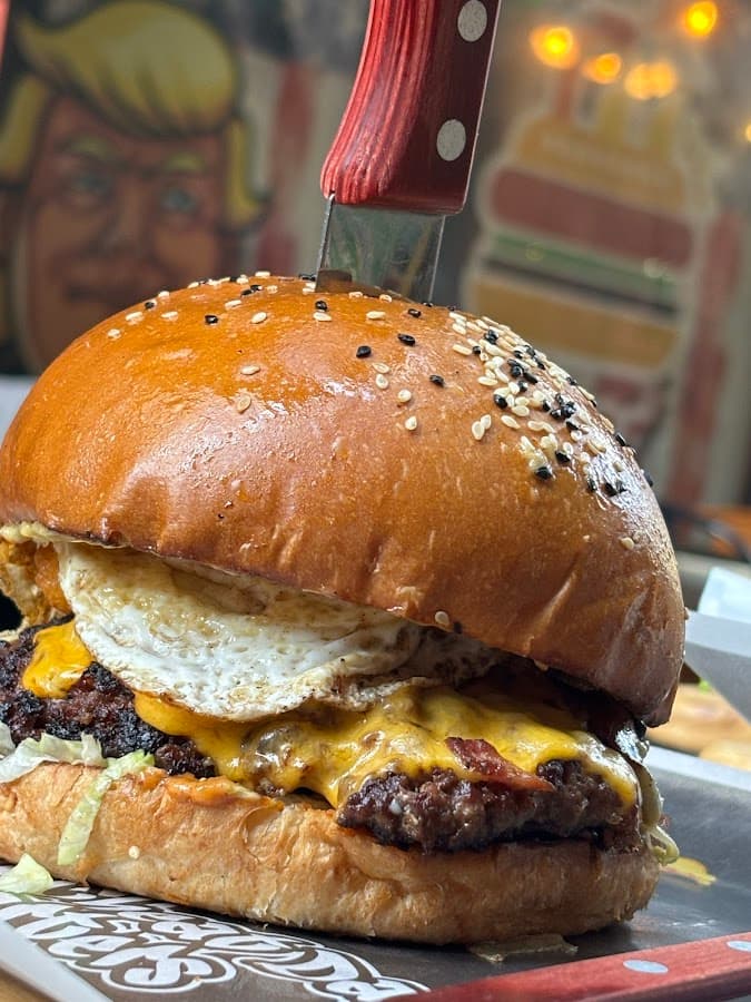 Bossman's Burgr Factory Romana 3